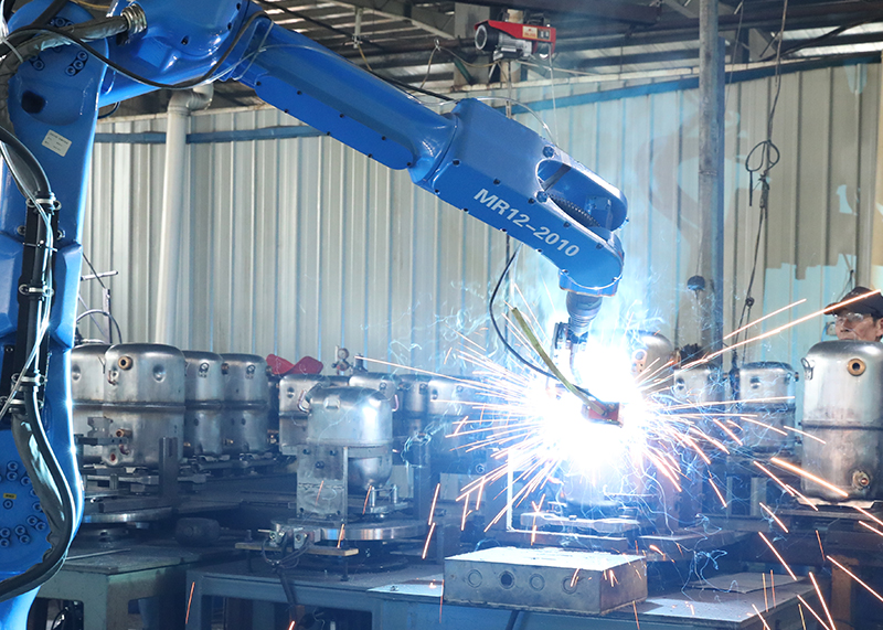 強(qiáng)強(qiáng)聯(lián)合！石特廣告圓滿完成浙江興發(fā)機(jī)車設(shè)備有限公司全方位品牌視覺服務(wù)