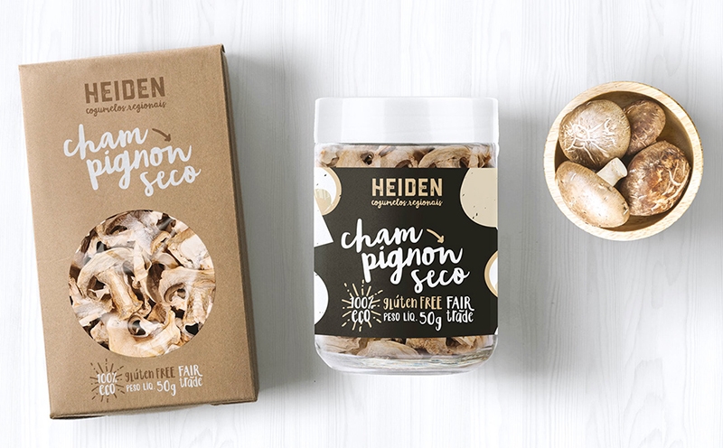 農產品干貨干蘑菇包裝設計，采用環保的紙盒、布袋和可降解塑料作為包裝材料