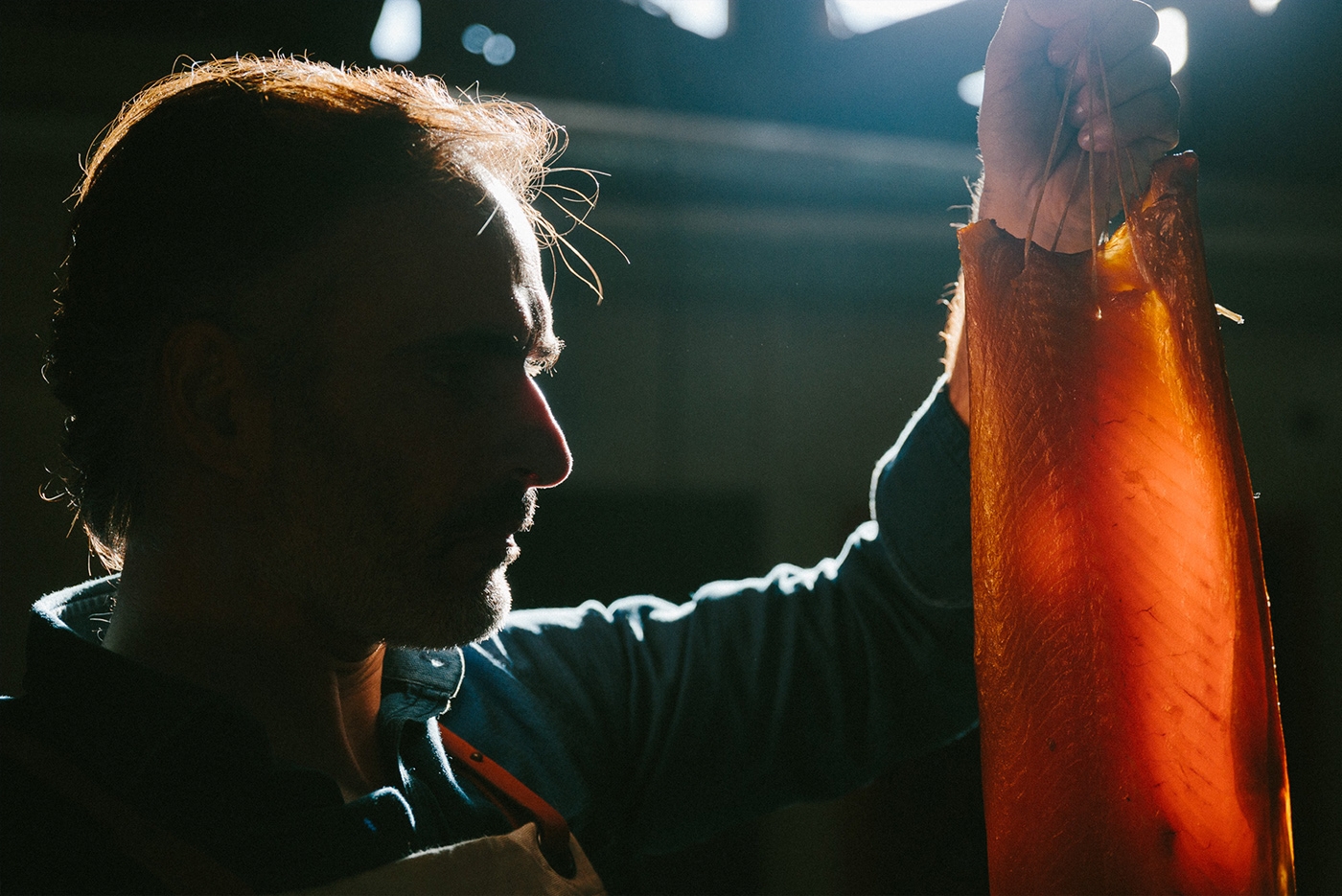 魚包裝設計-傳統(tǒng)熏鮭魚傳達了產品所揭示的遺產、傳統(tǒng)和精通