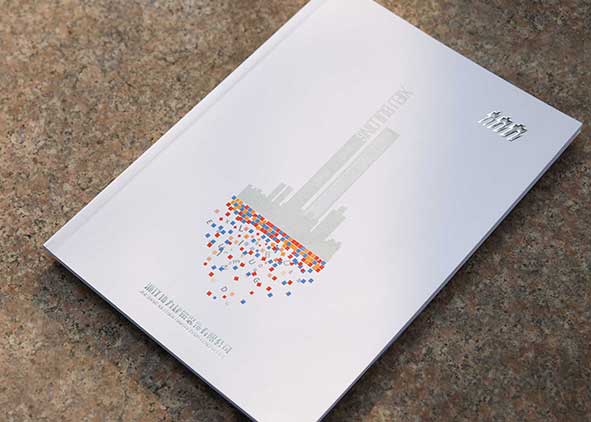 設計出有特點的宣傳畫冊