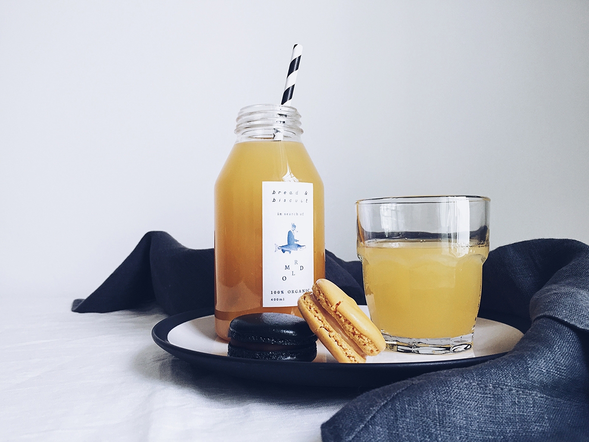 概念化早餐，面包與餅干食品飲料包裝設(shè)計